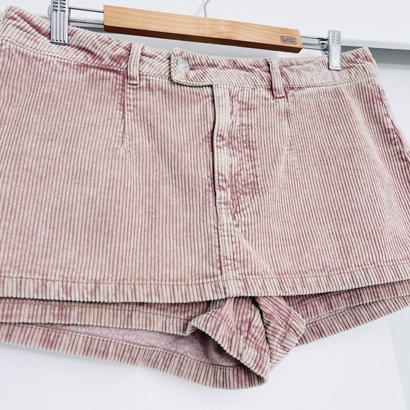 NWOT Free People Gala Vanting Low Rise Mini Peekaboo Pink
Skort / Skirt Size 26 - Picture 5 of 9